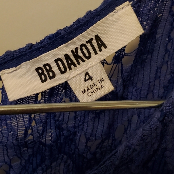 Springtime dress - Picture 3 of 3